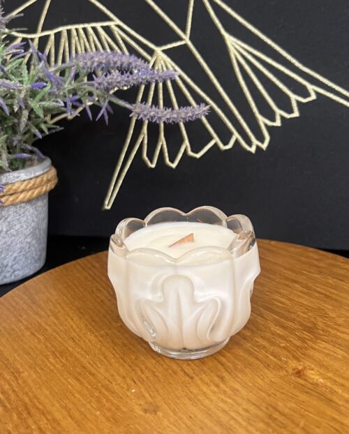 Vela en envase de flor - 2